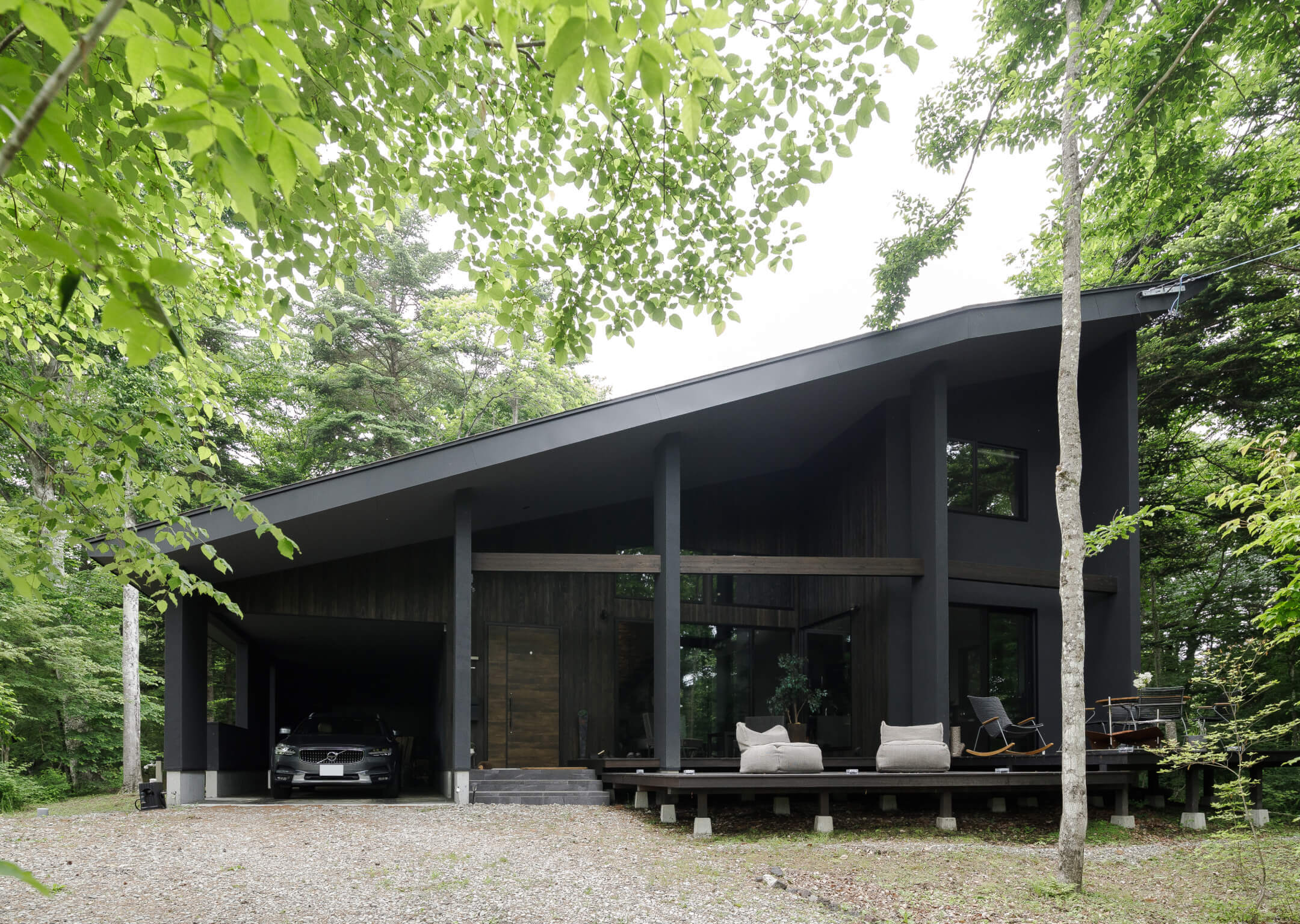 陰翳礼賛の美意識を宿した家