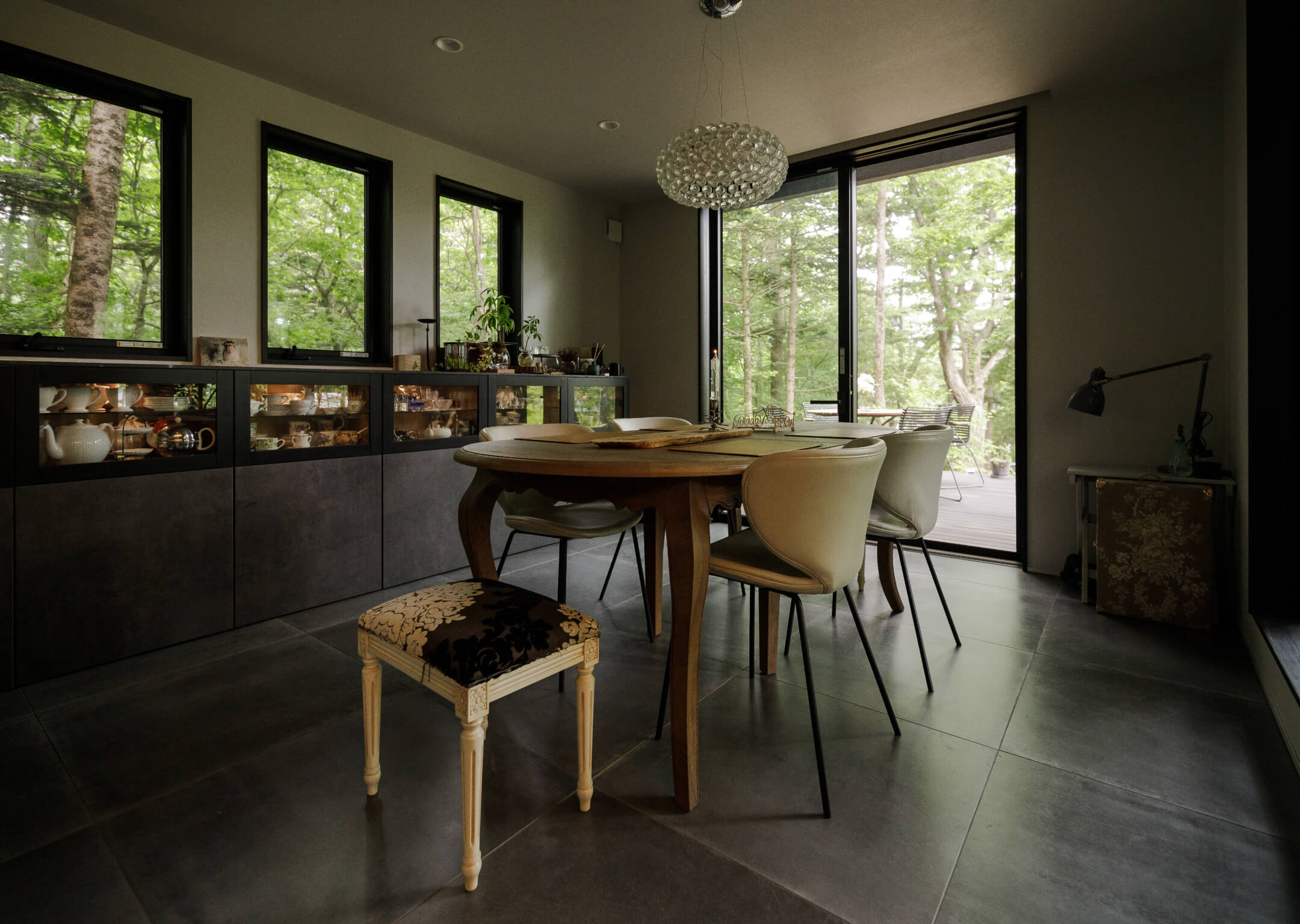 陰翳礼賛の美意識を宿した家