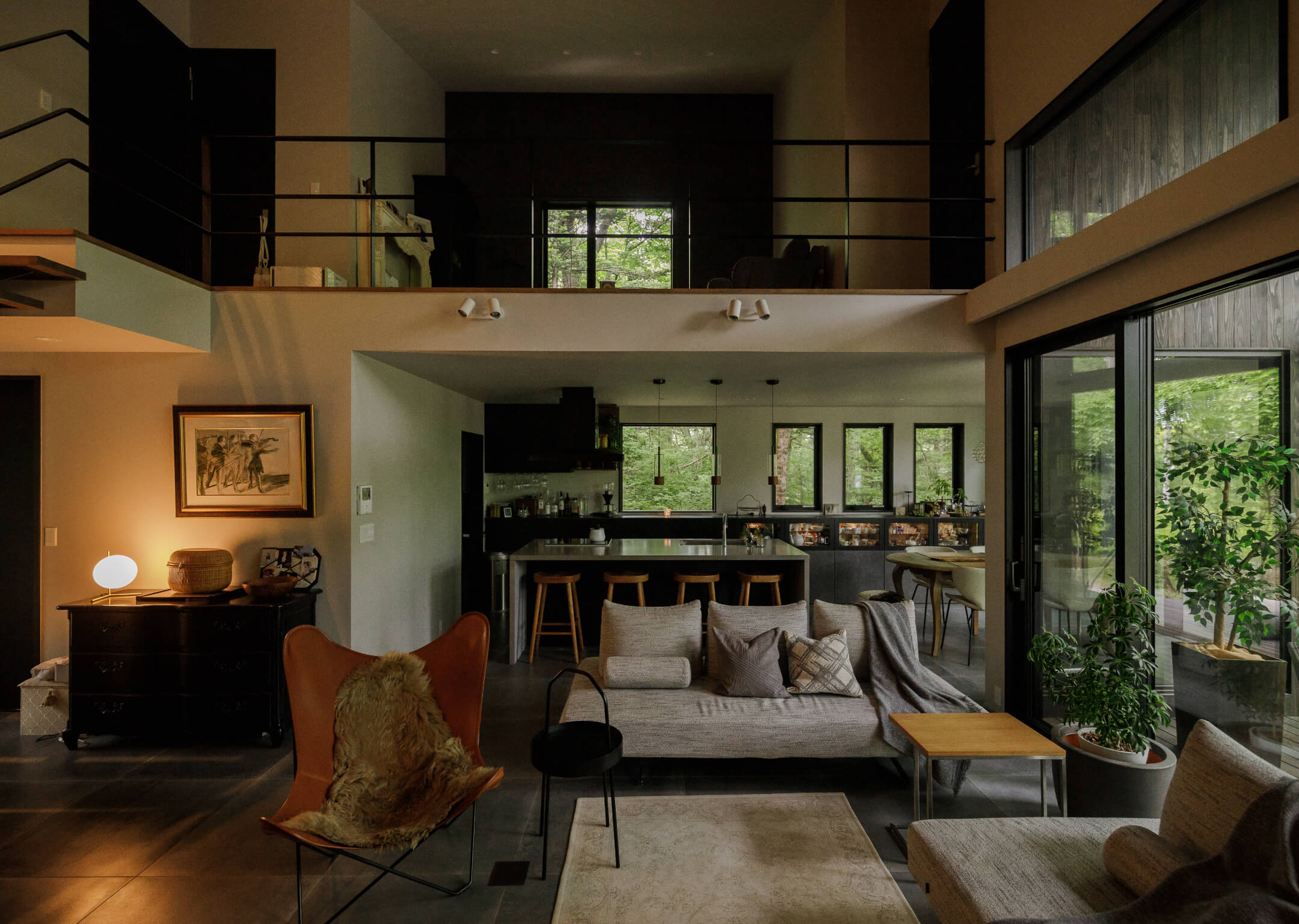 陰翳礼賛の美意識を宿した家